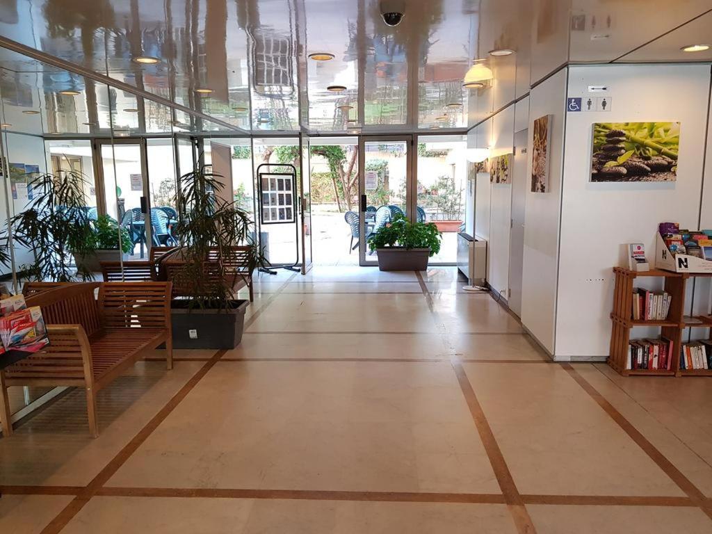 Ferienwohnung Centre Juan Les Pins Exterior foto